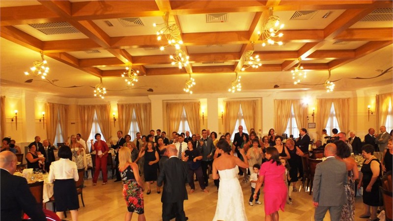 Paolo-e-dalila-live-musica-e-animazione-per-matrimoni-e-serenata-in-provincia-di-lecce.JPG