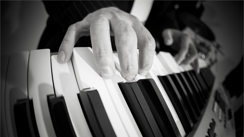 IMG_0347_SingSwing.jpg