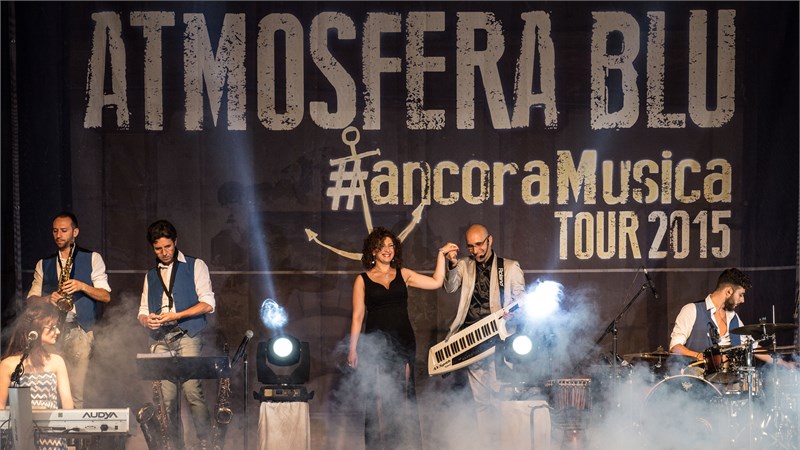 ATMOSFERA BLU - Anna e Giuseppe presentazione.jpg
