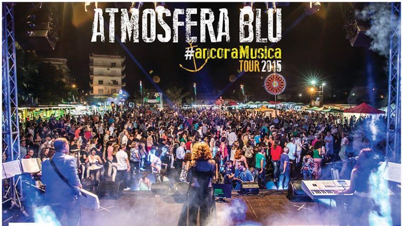 ATMOSFERA BLU foto pubblico.jpg