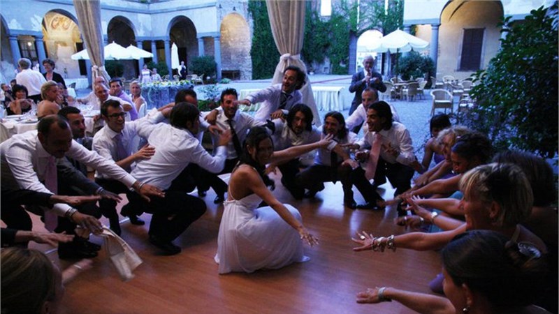 Balli Di Gruppo Extra.jpg