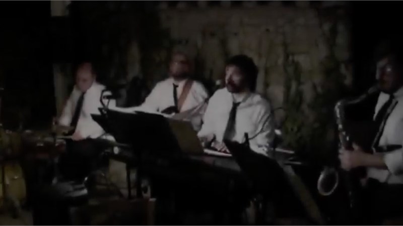 VIDEO 1