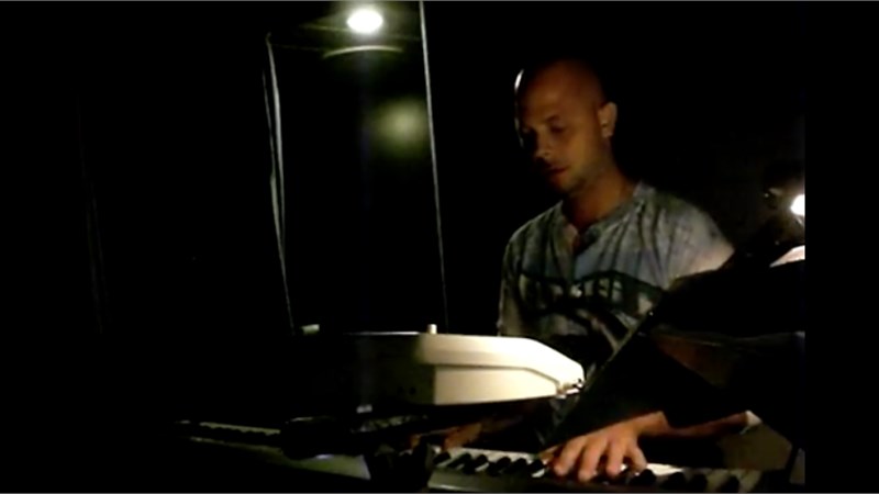 EASY - COVER