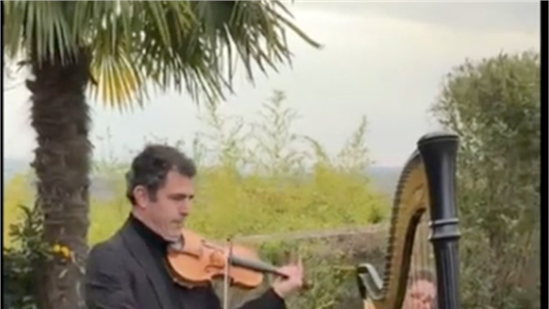 ETRURIA HARP AND VIOLIN LIVE