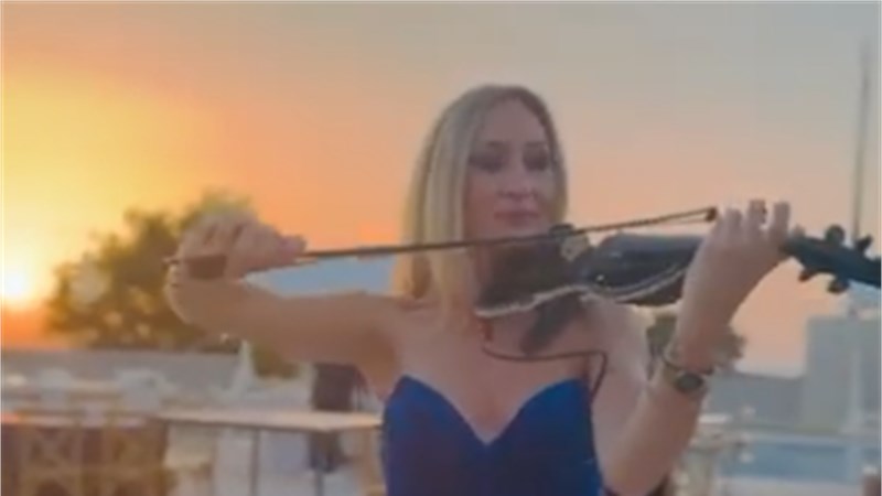 VIOLINIST FOR WEDDING IN SICILY